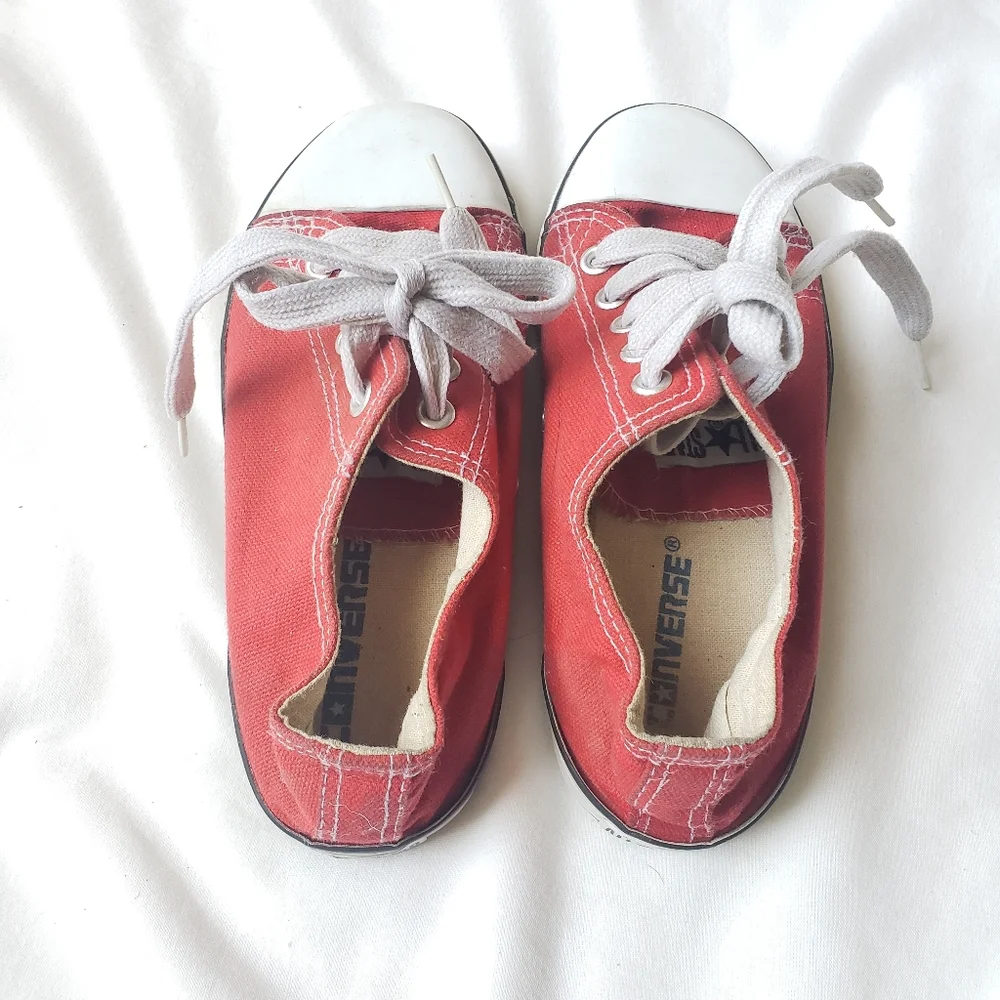 converse • chuck taylor sneakers